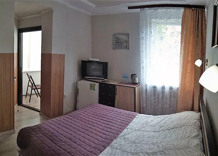 сонячна Hotell *